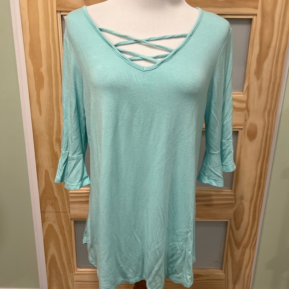 Aqua Women's Top with Crisscross Neckline Size M